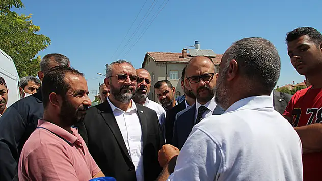 HÜDA PAR heyeti, Konya'da silahlı saldırıda öldürülen 7 kişinin yakınlarına taziye ziyaretinde bulundu

