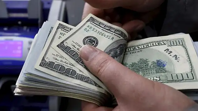 Hükümet dolar için düğmeye bastı!