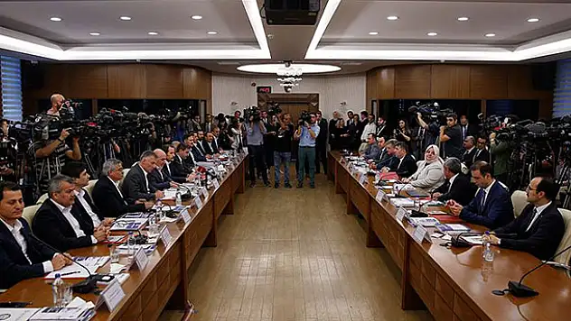 Hükümet memurlara zam teklifini 16 Ağustos'ta sunacak