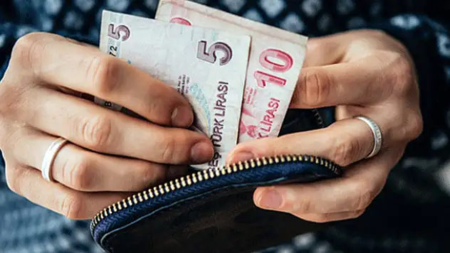Hükümet'ten müjde: Her ay 823 TL destek!