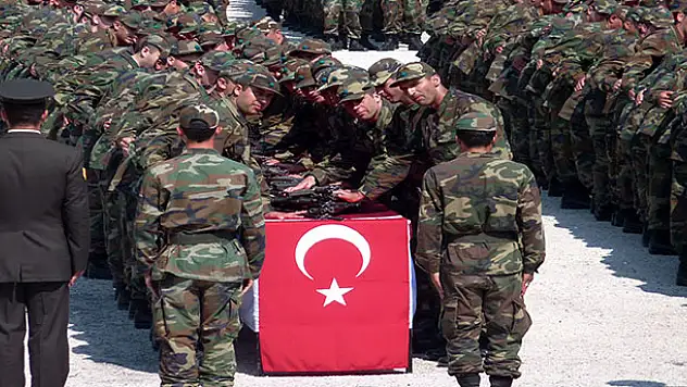 Hükümetten flaş açıklama! Bedelli askerlik...