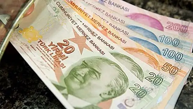 Hükümetten öğrenciye müjde