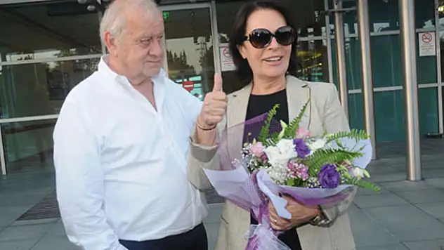Hülya Koçyiğit Türkiye'ye döndü