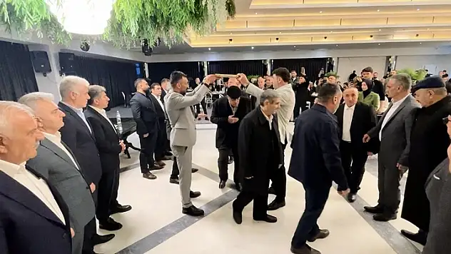 Husumetli aileler iftar sofrasında barıştı