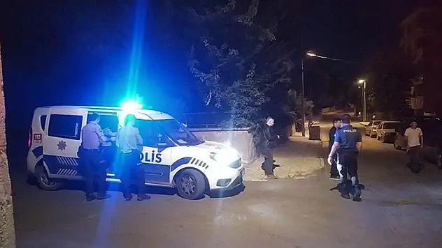 Husumetli olduğu 17 yaşındaki çocuğa pompalı tüfekle kurşun yağdırdı!
