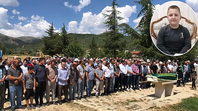 Hüyük, 10 yaşındaki Muammer'e ağlıyor

