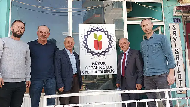 Hüyük Organik Çilek Üreticileri Birliği Genel Kurulu yapıldı
