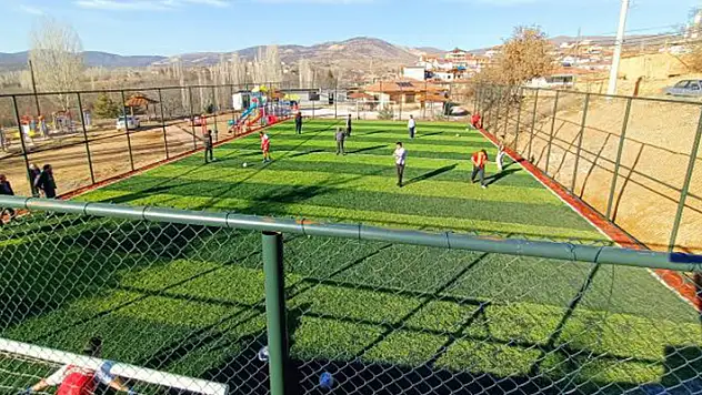Hüyük'te 10 mahalleye 10 spor tesisi tamamlandı
