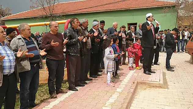 Hüyük'te çiftçiler yağmur için dua etti