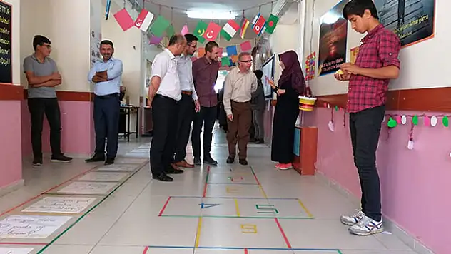 Hüyük'te İngilizce ve Arapça dil sokağı açıldı