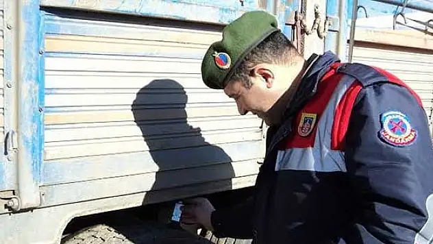 Hüyük'te jandarmadan kış lastiği denetimi