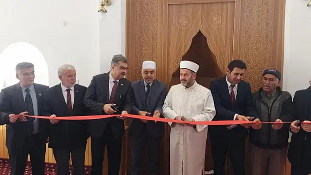 Hüyük'te Sırçalı Camisi dualarla ibadete açıldı
