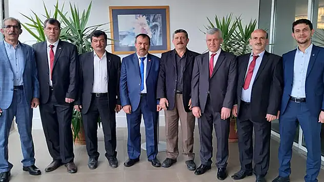 Hüyüklü belediye meclis üyeleri mevzuat bilgilendirme toplantısına katıldı