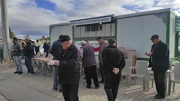 Hüyük'te hayırseverler taziye aracı yaptırdı