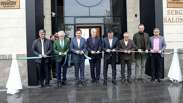 'Huzur Vakti'nde Mesneviden İnciler Hat Sergisi' açıldı