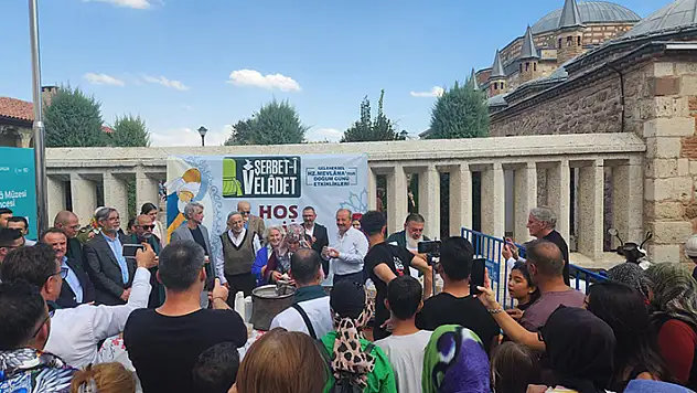 Hz. Mevlâna,  816. Doğum yıl dönümünde Konya'da anılıyor