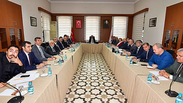 Hz. Mevlana'nın 746. Vuslat Töreni Anma Etkinlikleri Toplantısı yapıldı