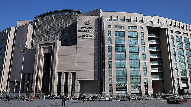 İBB'ye yönelik yolsuzluk soruşturmasında 4 şüpheli hakkında daha gözaltı kararı