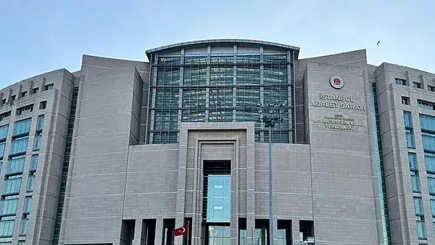 İBB'ye yönelik yolsuzluk soruşturmasında 14 şüpheliden 13'ü yakalandı