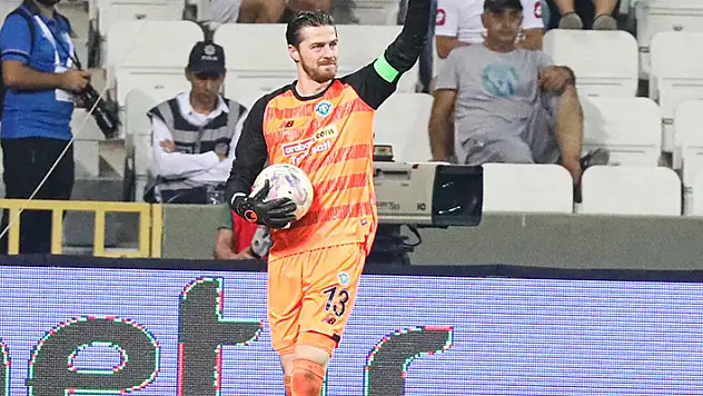 İbrahim Sehic'ten rakiplere geçit yok
