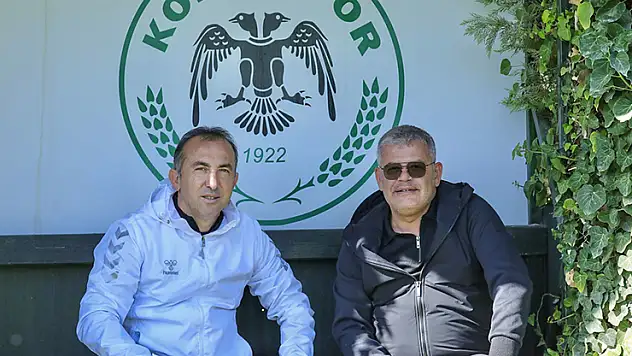 İç saha yenilgileri Recep Uçar'ın biletini kesti