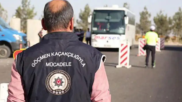 İçişleri Bakanı Ali Yerlikaya: 26 göçmen kaçakçısı yakalandı