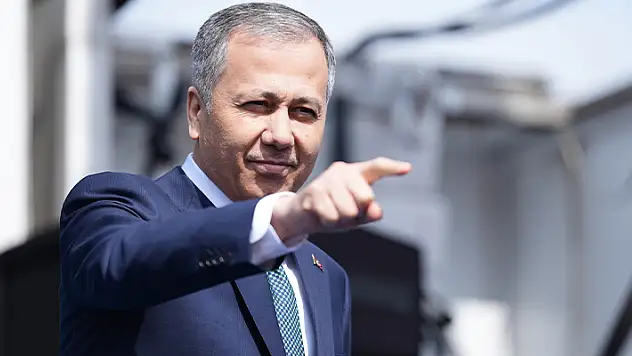 İçişleri Bakanı Ali Yerlikaya Konya'da mitingde konuştu 