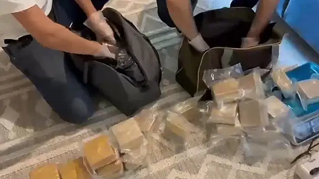 İçişleri Bakanı Yerlikaya duyurdu: Konya'nın da olduğu 19 ilde  zehir tacirlerine operasyon: 45 gözaltı

