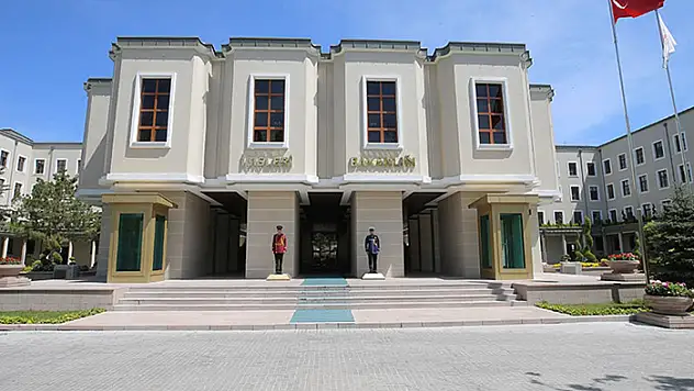 İçişleri Bakanlığı: İkna çalışmalarıya 1 terörist teslim oldu