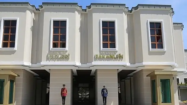 İçişleri Bakanlığı: Tutuklanan Esenyurt Belediye Başkanı Özer geçici olarak görevden uzaklaştırıldı