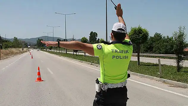 İçişleri Bakanlığınca 81 il valiliğine Kurban Bayramı trafik tedbirlerine ilişkin talimat gönderildi