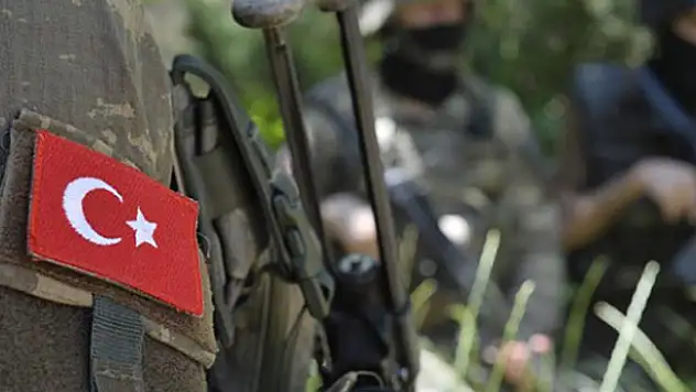İdlib'de yaralanan asker şehit oldu