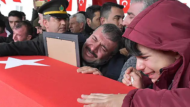 İdlib şehitlerine veda