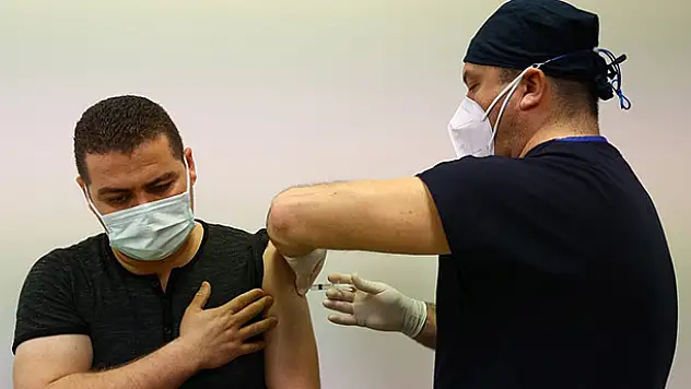İftar sonrası aşılama çalışmaları yurt genelinde devam ediyor