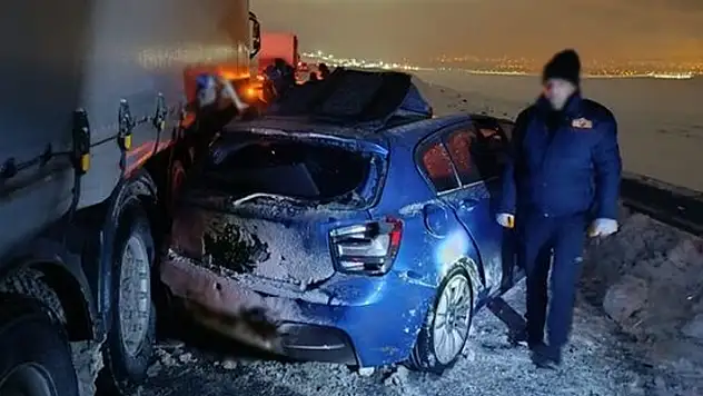 Iğdır'da karlı yolda feci kaza: 1 ölü, 1 ağır yaralı
