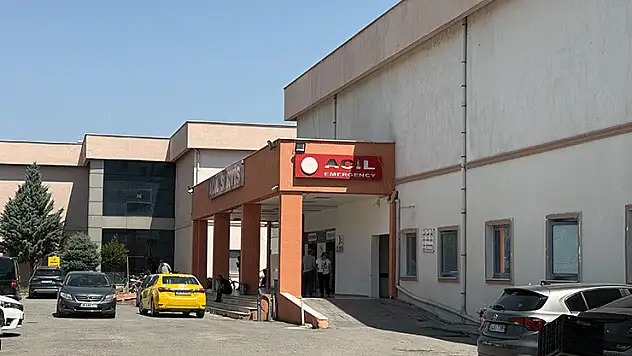 Iğdır'da yaş pasta zehirlenmesi: 79 kişi hastanelik oldu
