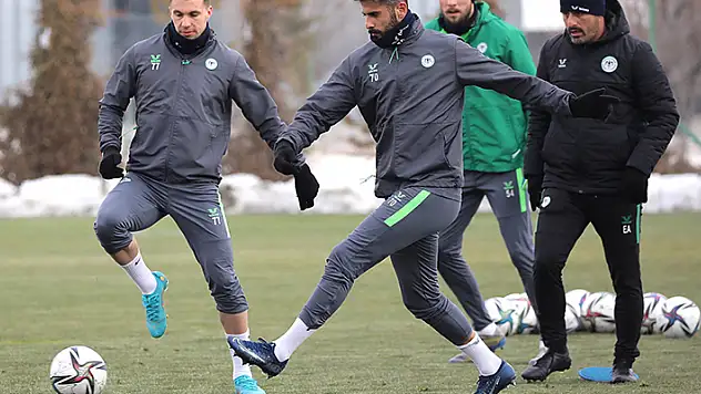 İH Konyaspor 3 gün izinli 