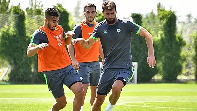 İH Konyaspor nefes açıyor 