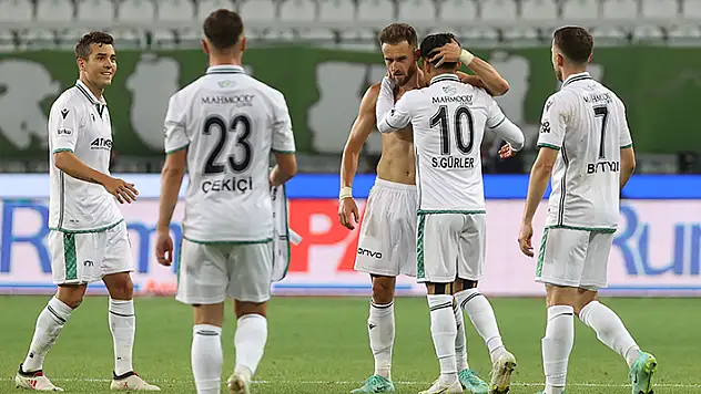İH Konyaspor zorlu 90'da
