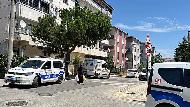 İhbarla gittiği evde tornavidalı saldırıya uğrayan polis, taburcu oldu
