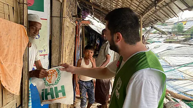 İHH, 66 ülkede ihtiyaç sahiplerine kurban eti dağıttı
