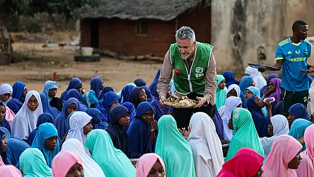 İHH, Ramazan'da 3 milyondan fazla kişiye ulaşmayı hedefliyor
