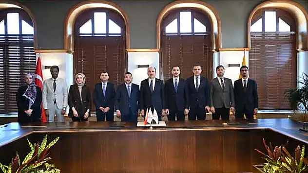 İİT Gençlik Başkenti Konya'da iş birliği protokolü imzalandı