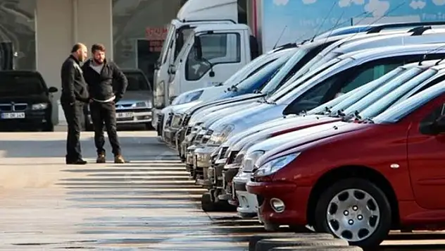 İkinci el otomobilde fiyatlarla birlikte satışlar da düştü! 

