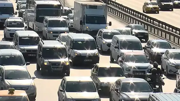 İkinci elde 6 ay, 6 bin km kısıtlaması 6 ay daha uzatıldı
