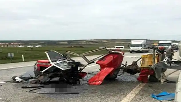 İkiye bölünen traktörde feci ölüm!
