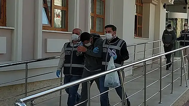 İl il gezerek 'tırnakçılık' yöntemiyle dolandırıcılık yapan İran uyruklu iki şüpheli Konya'da tutuklandı