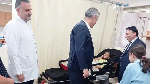 İl Sağlık Müdürü Doç. Dr. Yusuf Yavuz'dan Akşehir Devlet Hastanesi'ne ziyaret