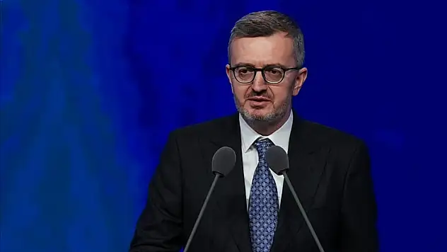 İletişim Başkanı Duran, TRT'nin ilk televizyon yayınının 58'inci yıl dönümünü kutladı
