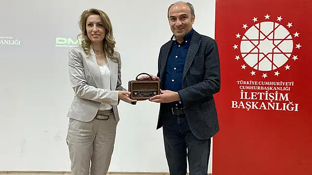 İletişim Başkanlığı 'deepfake' dezenformasyonu kıracak yazılımda sona yaklaştı
